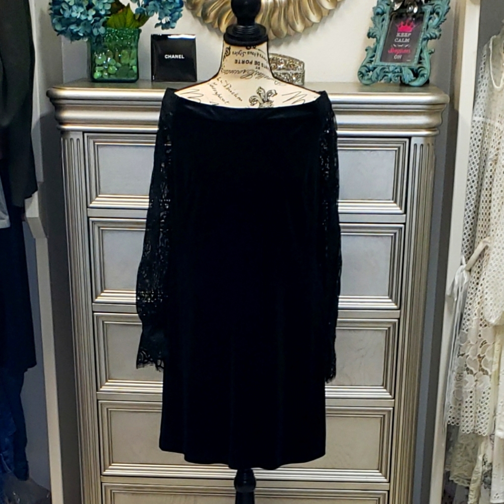 NWT, White House Black Market Velvet and Lace Off-the-Shoulder Shift Dress